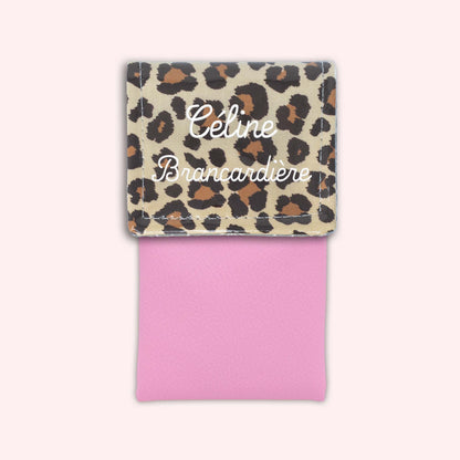 Pochette aimantée Léopard Savane