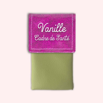 Two-tone pouch with Fuchsia glitter flap