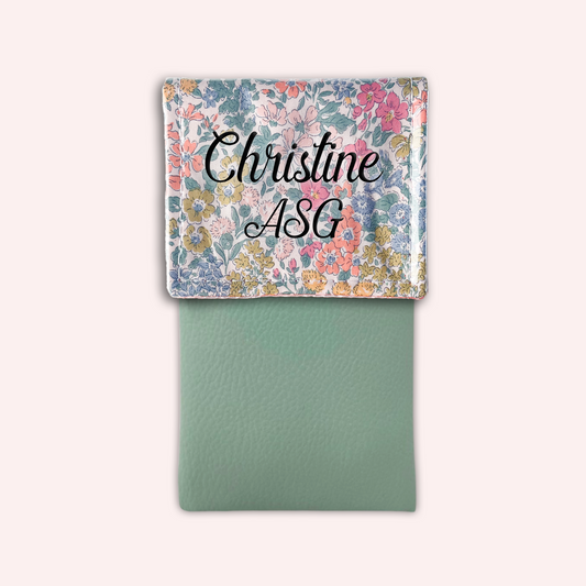 Jeannie Automnal Magnetic Pouch