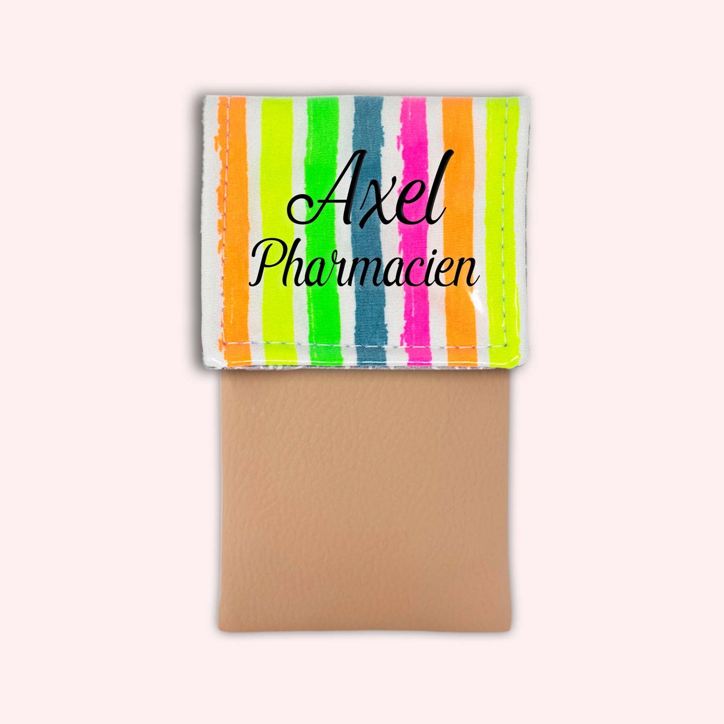 Cannes magnetic pouch