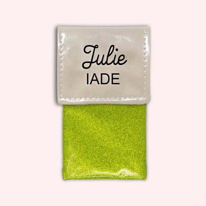 Mastic two-tone flap pouch