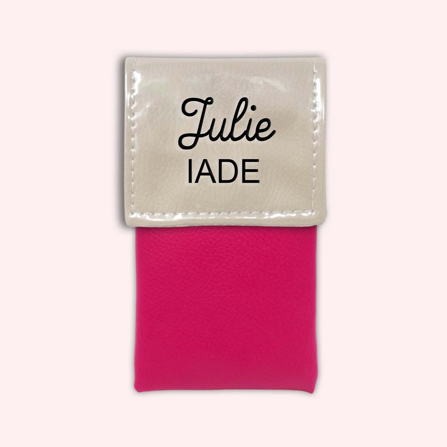 Mastic two-tone flap pouch