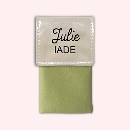 Mastic two-tone flap pouch