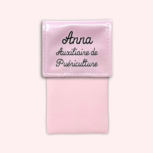 Light pink magnetic pouch