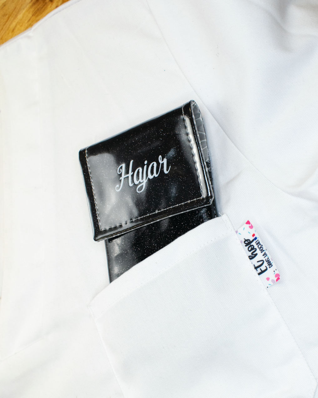 Black glitter magnetic pouch